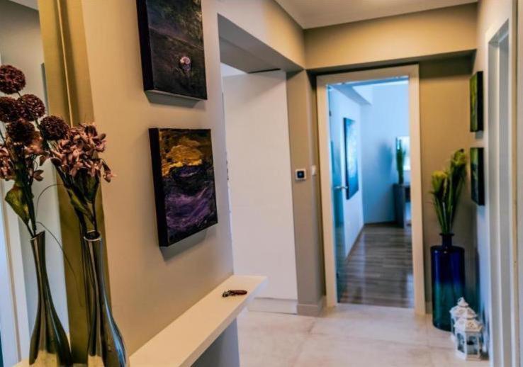 Luxe Del Mare Apartment *